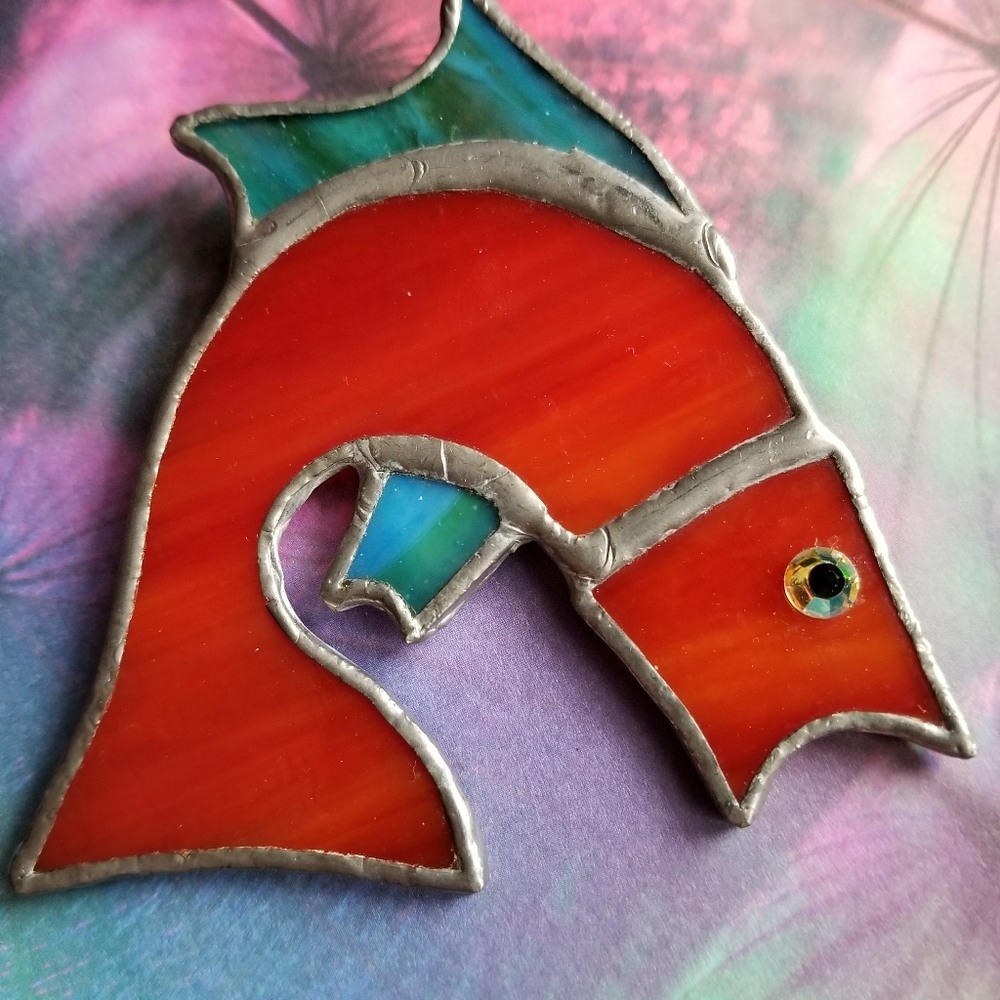 Relisted -big! Stained glass red fish brooch pin handmade - Picture 2 of 8